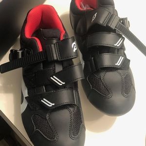 Peloton brand new cycling shoes
